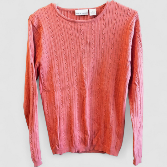 Croft & Barrow pink cotton cable knit sweater women's medium with crew neck and pullover style shown front and back with small hole on front. on model