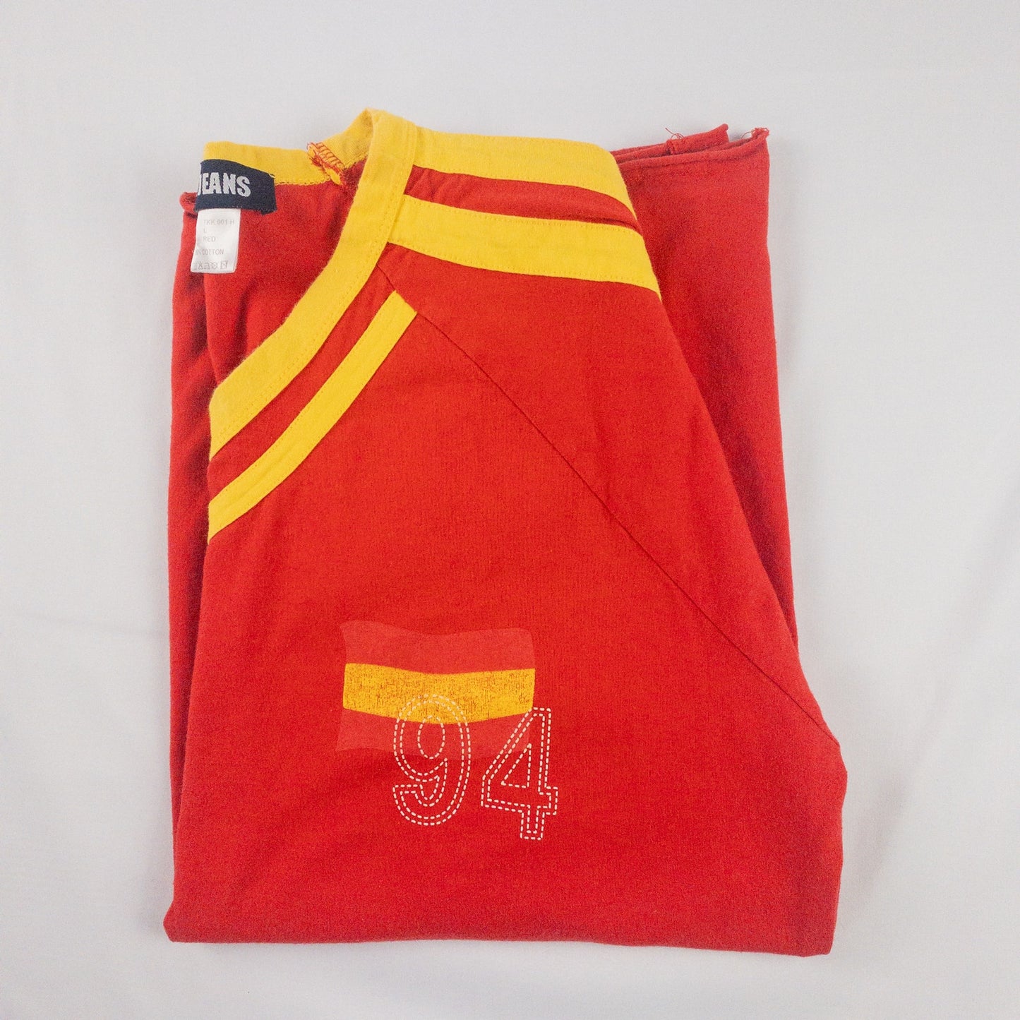 Voi Jeans Red Yellow Raw Hem Soccer Football Tee Shirt Mens Large