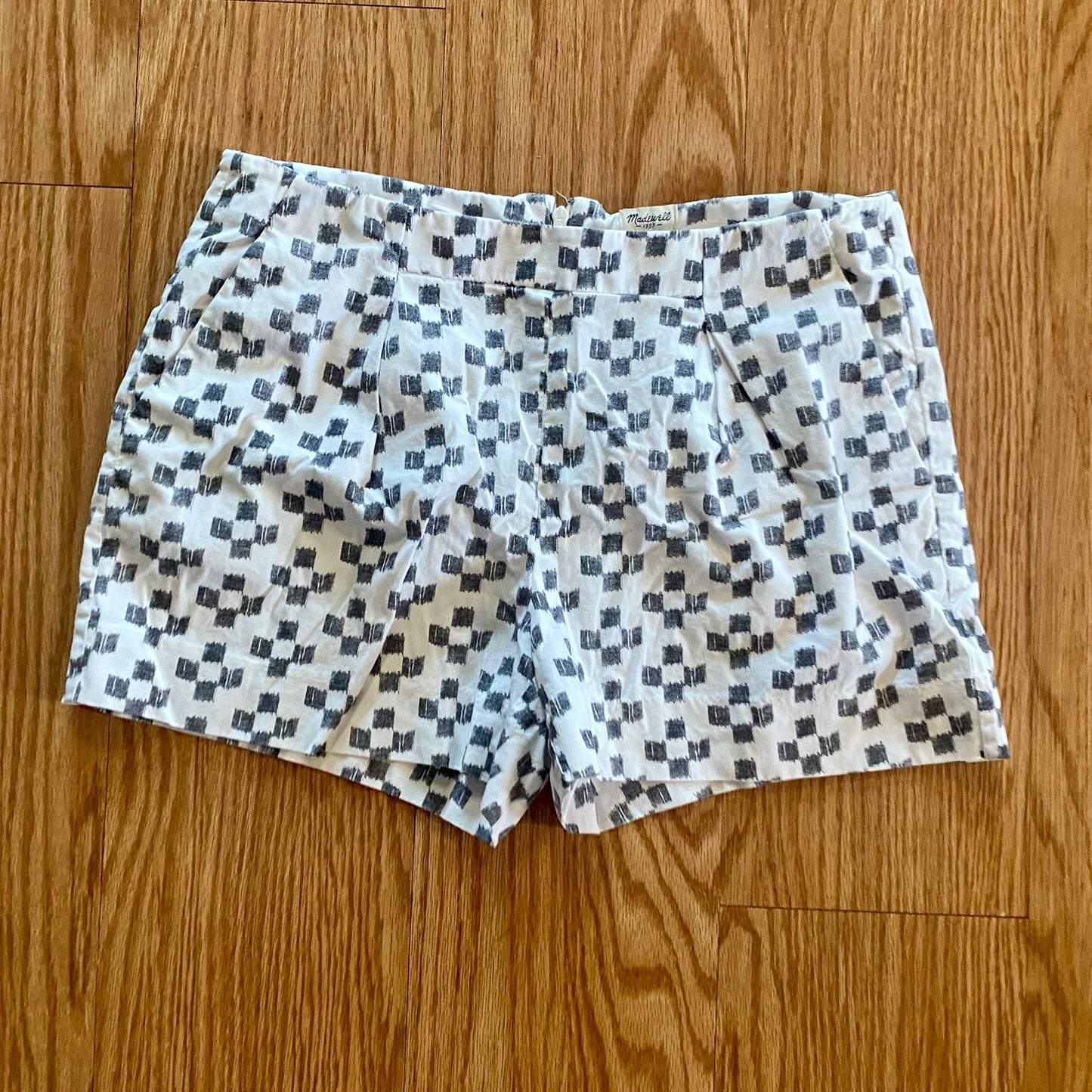Madewell J Crew Boho White Ikat Check Shorts Womens 6