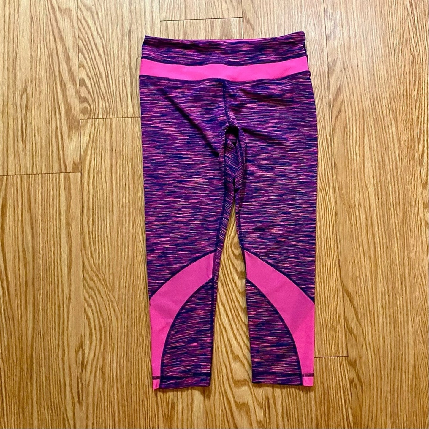 90 Degree by Reflex Pink Purple Cropped Capri Leggings Pants Womens Small