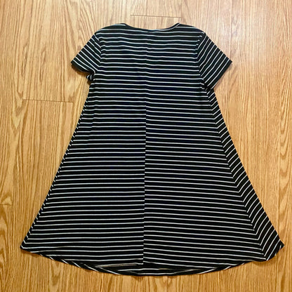 Love Fire Black White Striped Comfy A-Line Swing Dress Womens Medium