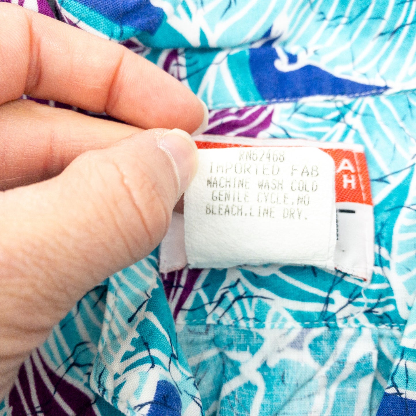 Sandra Ingrish Sport Vintage Hawaiian Blue Purple Shirt Womans Small Unisex