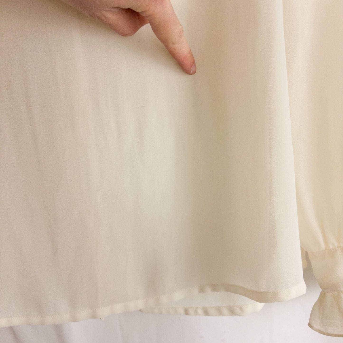 Vintage ivory ruffle blouse with long sleeves and button front image 12