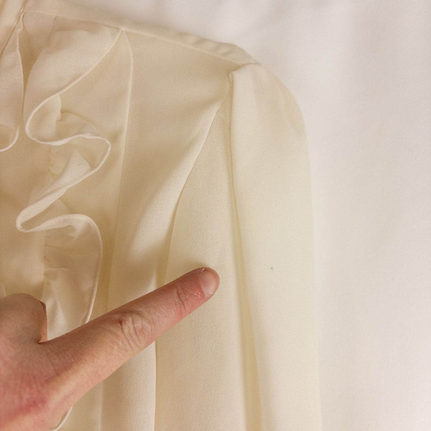 Vintage ivory ruffle blouse with long sleeves and button front image 8