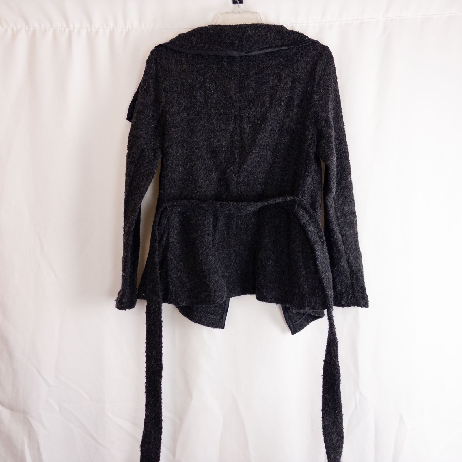 Gray Gap wool textured jacket with shawl collar and belt hung on white background image 8