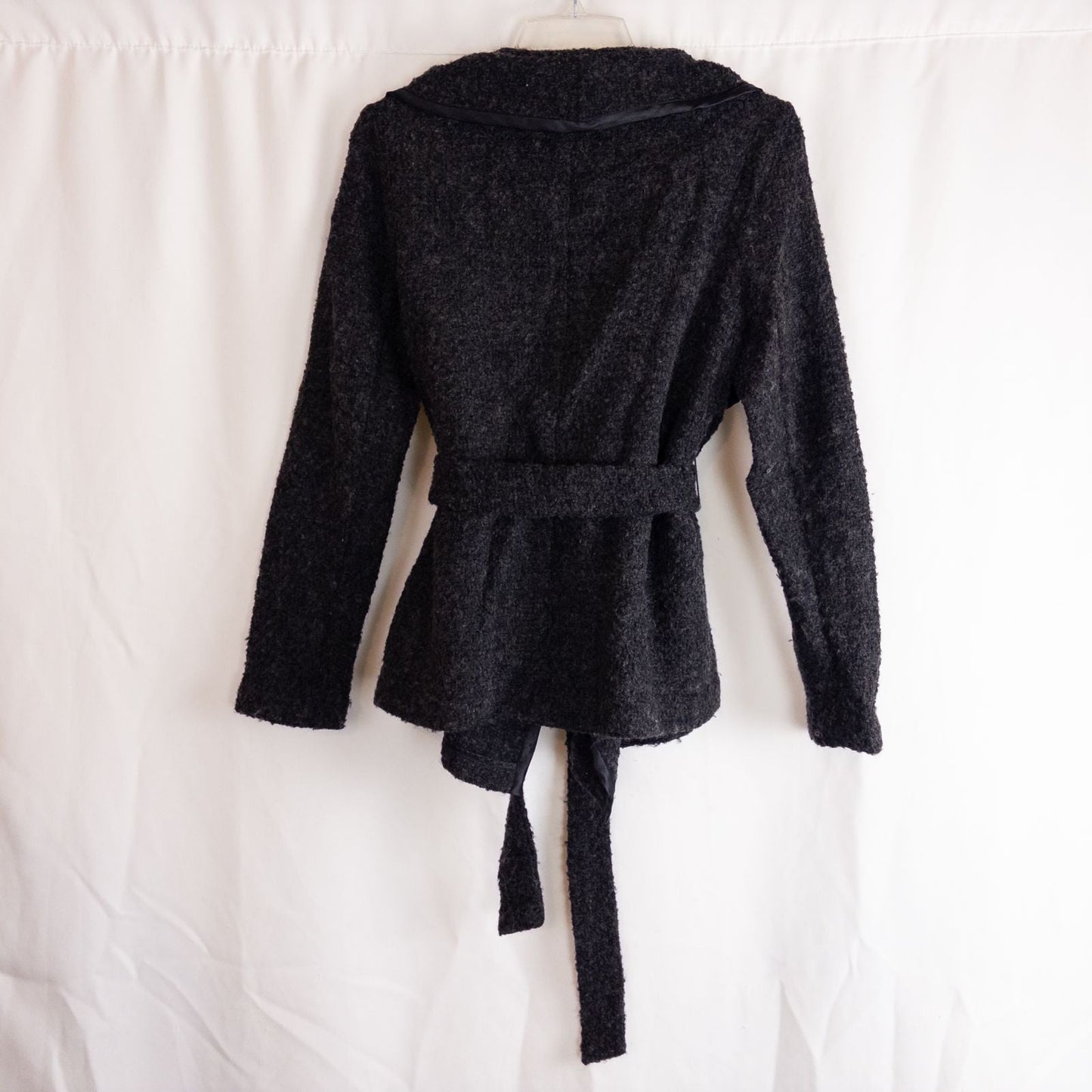 Gray Gap wool textured jacket with shawl collar and belt hung on white background image 7