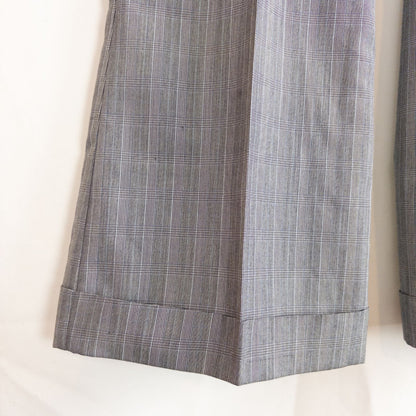 Tracy Evans vintage black plaid check women's pants size 11 displayed front and back with side zipper closure and cuffed hems. image 6