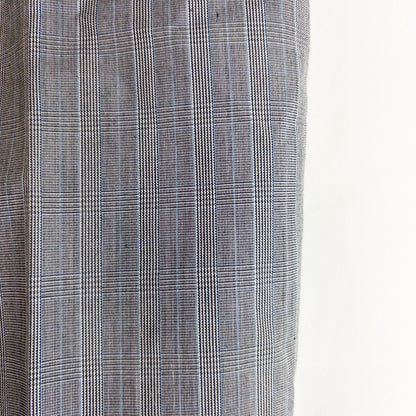 Tracy Evans vintage black plaid check women's pants size 11 displayed front and back with side zipper closure and cuffed hems. image 4