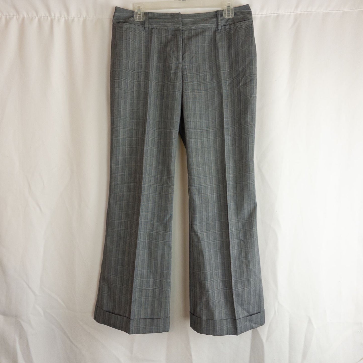 Tracy Evans vintage black plaid check women's pants size 11 displayed front and back with side zipper closure and cuffed hems.