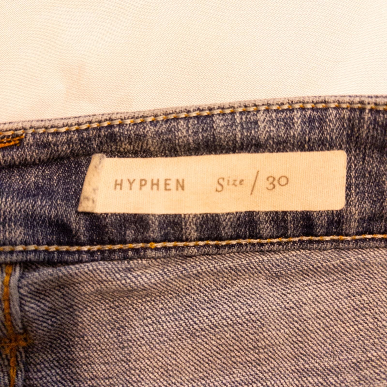 Pilcro and the Letterpress Hyphen women's blue distressed denim jeans size 30 laid flat showing front, pockets, distressing and back views image 12