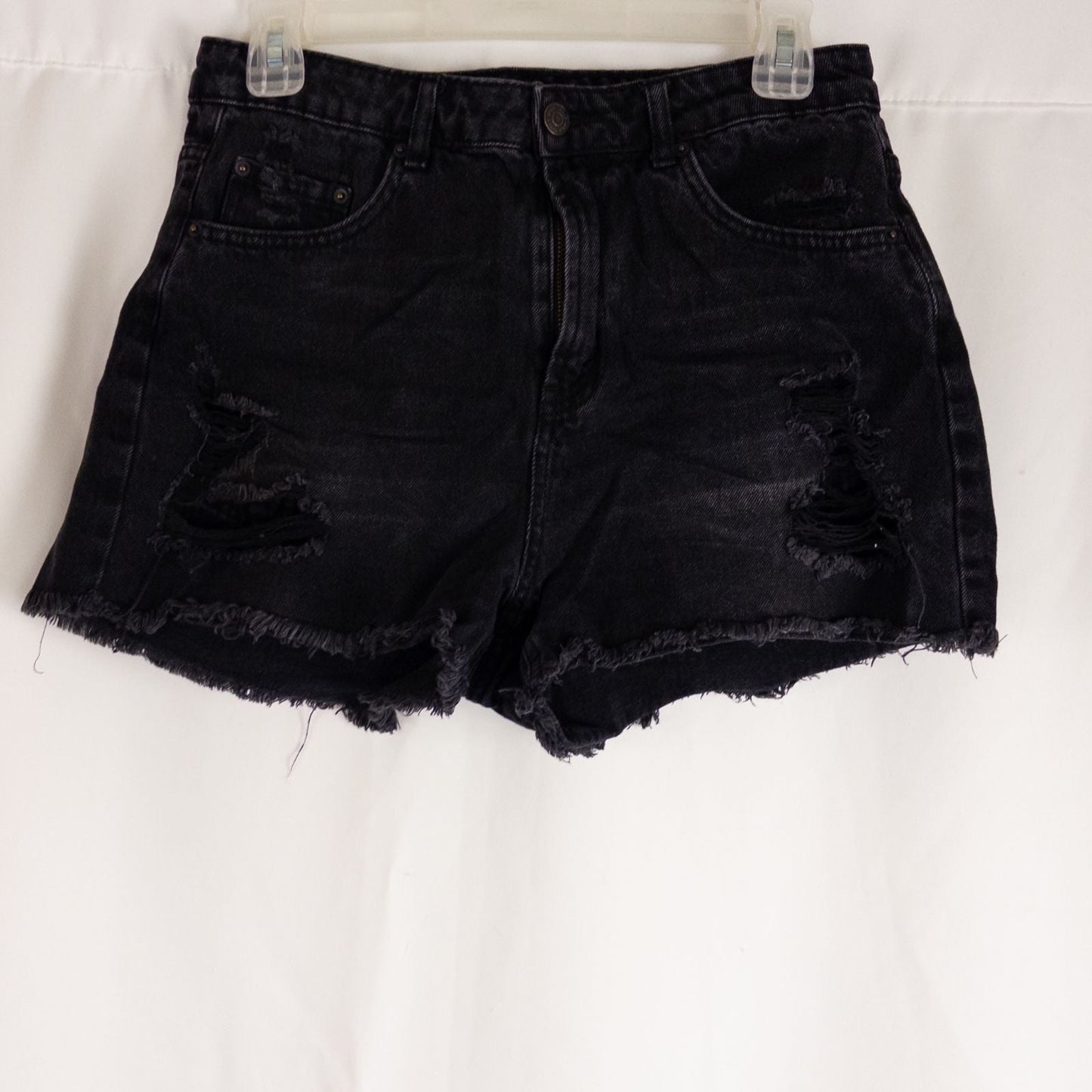 Wild Fable black distressed ripped jean shorts womens size 6 with frayed hem front and back views