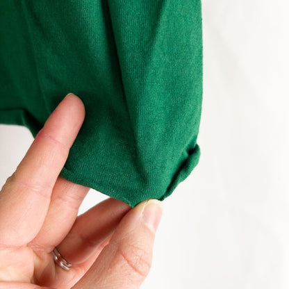 Green Fruit of the Loom vintage cropped t shirt with New York USA graphic and raw hem image 5