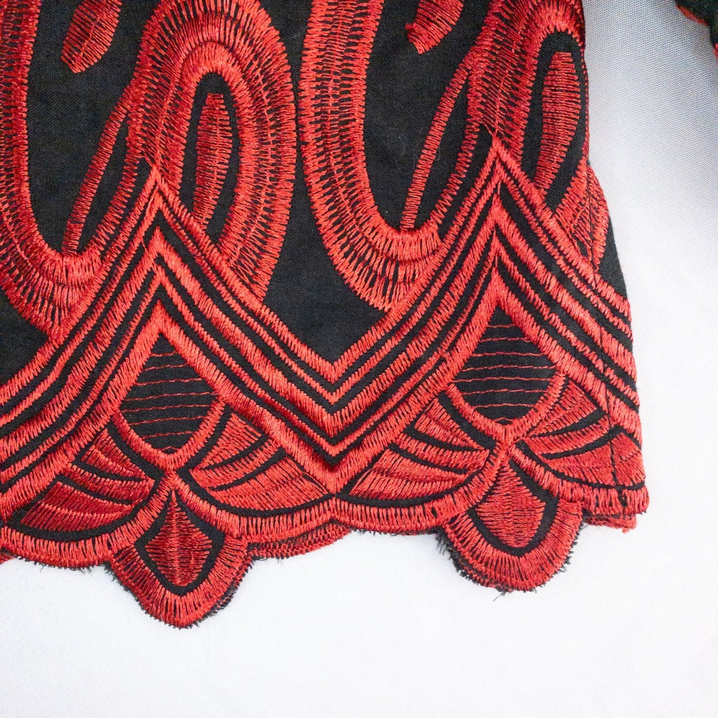 Drapers & Damons black and red embroidered leaf jacket with scalloped hem and button front on hanger image 7