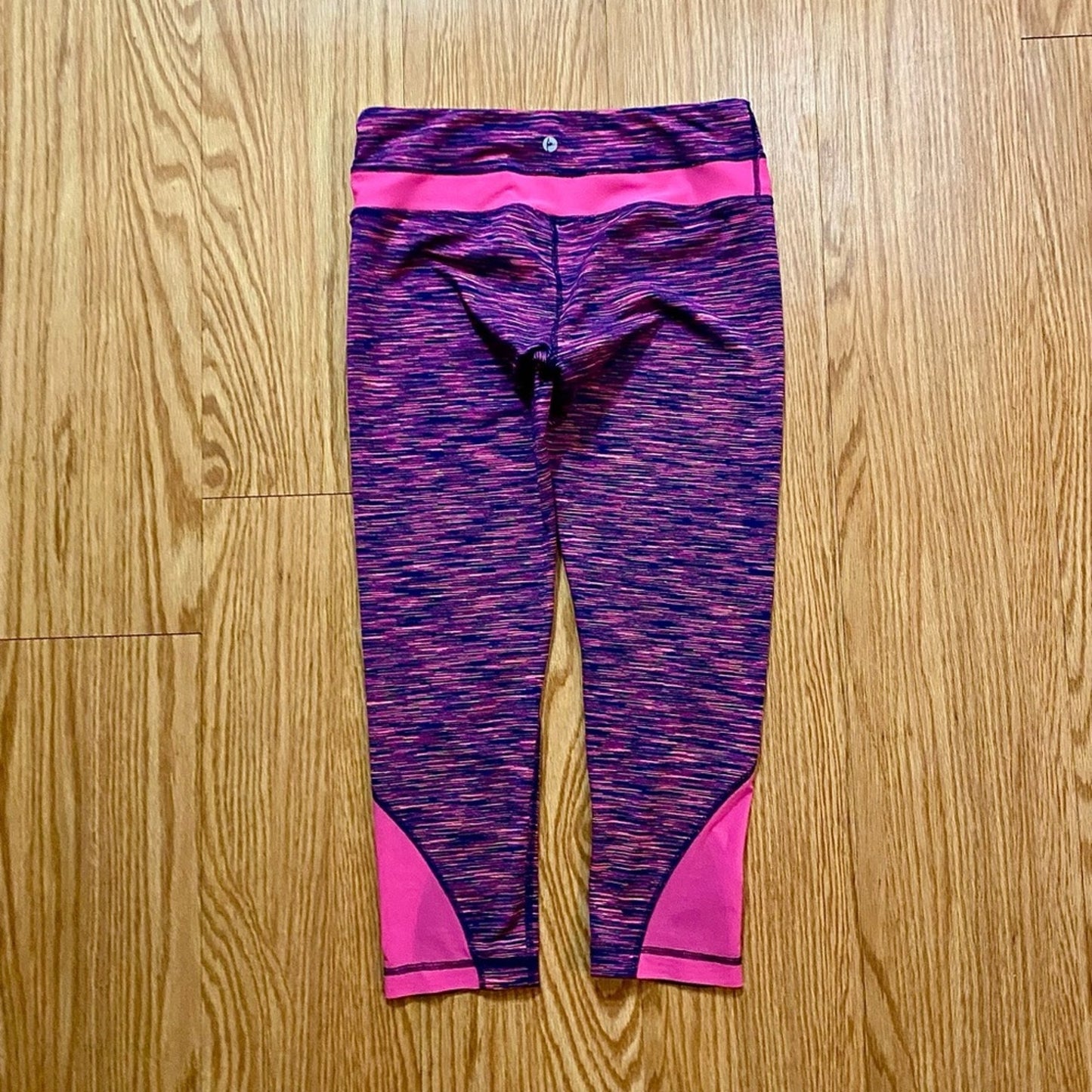 90 Degree by Reflex Pink Purple Cropped Capri Leggings Pants Womens Small