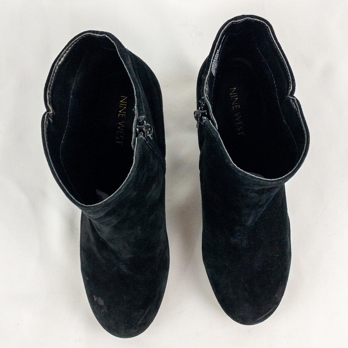 Nine West KerryLeeo Black Suede Button Ankle Booties Boots Womens 8.5