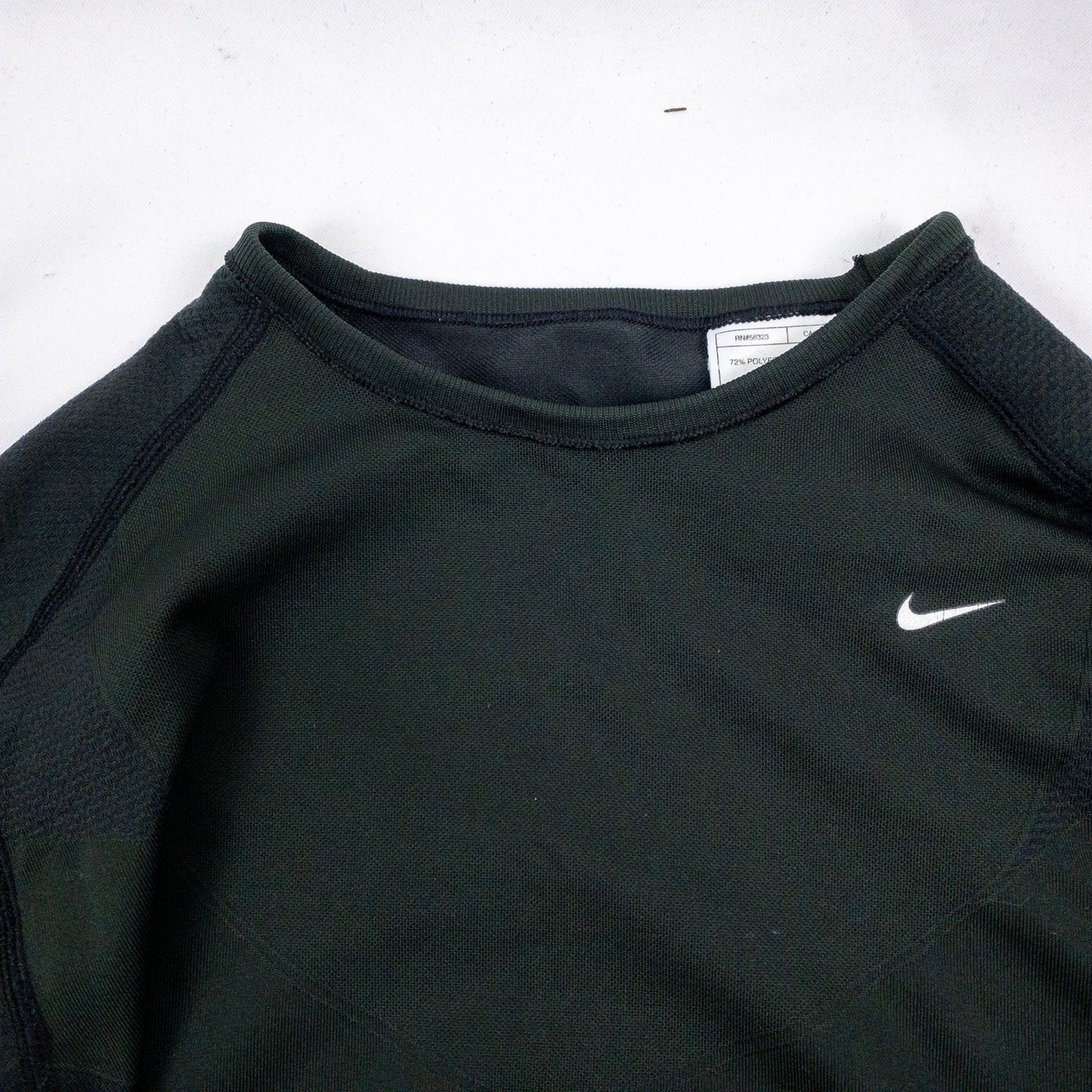 Nike Fit Dry Fit Black Athletic T Shirt Unisex Youth Large Mens Small