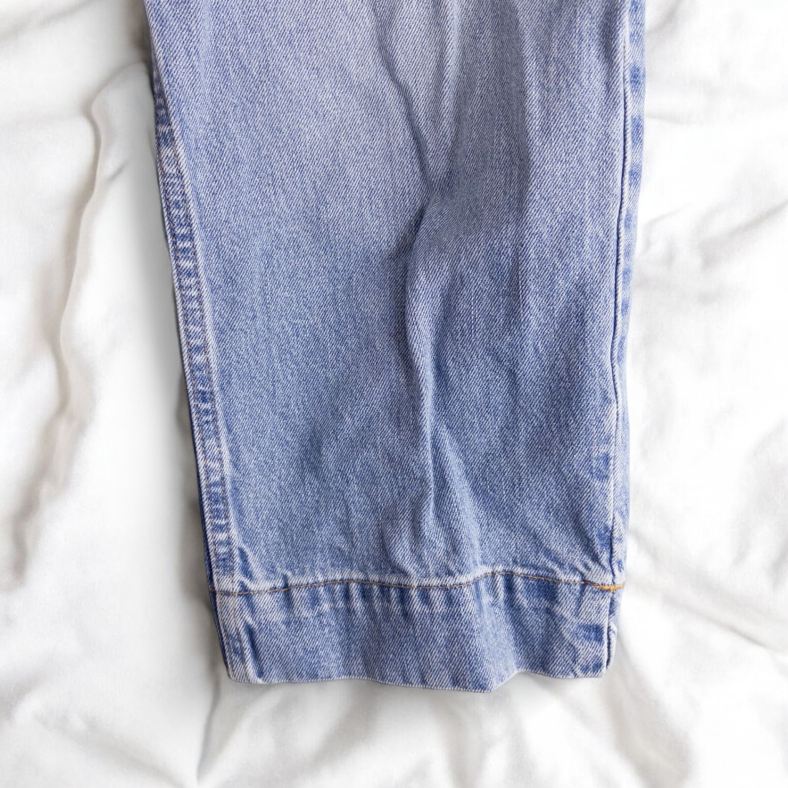 Eddie Bauer vintage blue denim capri pants with cuffed hems and five-pocket styling image 5