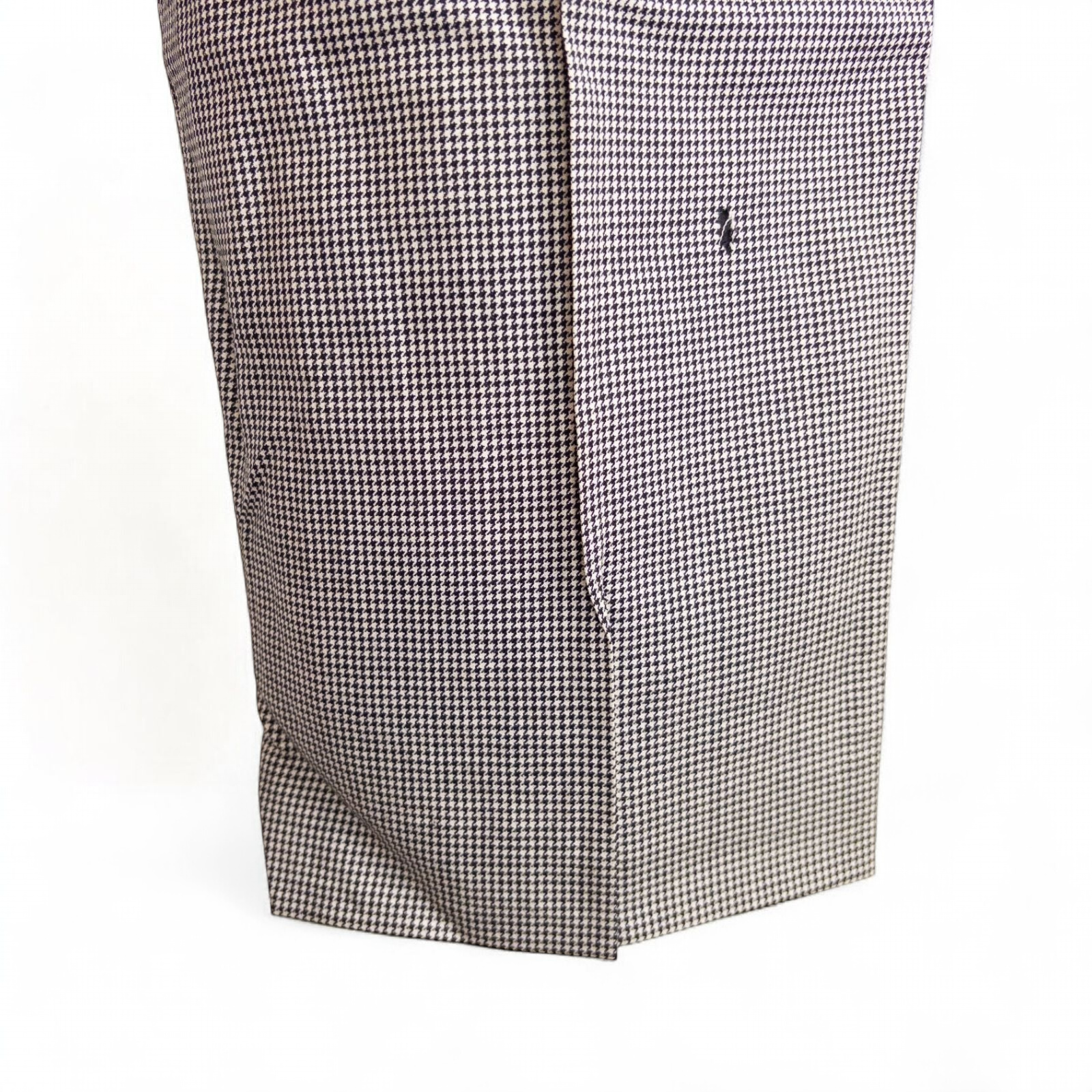 Liz Claiborne vintage black and white houndstooth pants with front zipper and button closure, pleated front, and side pockets image 10