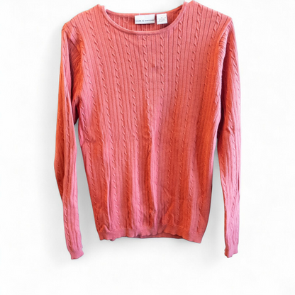 Croft & Barrow pink cotton cable knit sweater women's medium with crew neck and pullover style shown front and back with small hole on front.