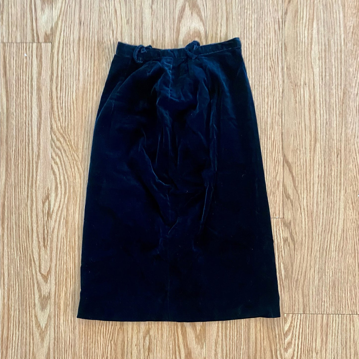 Vintage 1970s Black Velvet Straight Midi Skirt Womens XXSmall