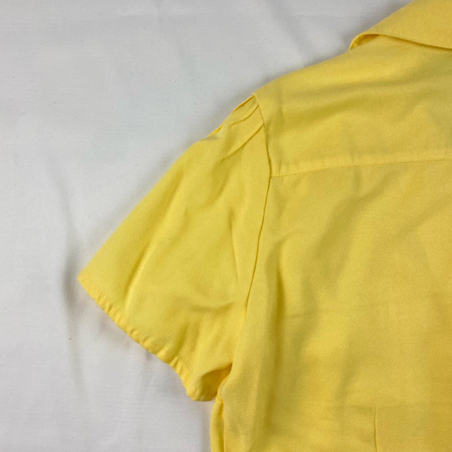 Sag Harbor Vintage Yellow Button Front Blouse Womens Small