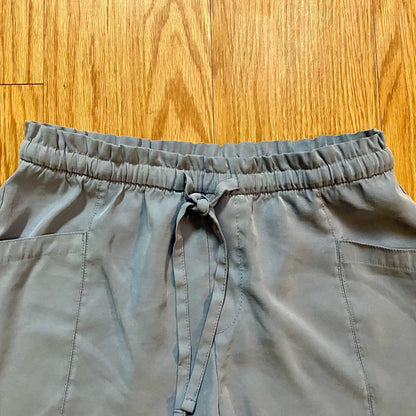 Old Navy Mount Shasta Soft Fashion Blue Comfy Shorts Womens Medium