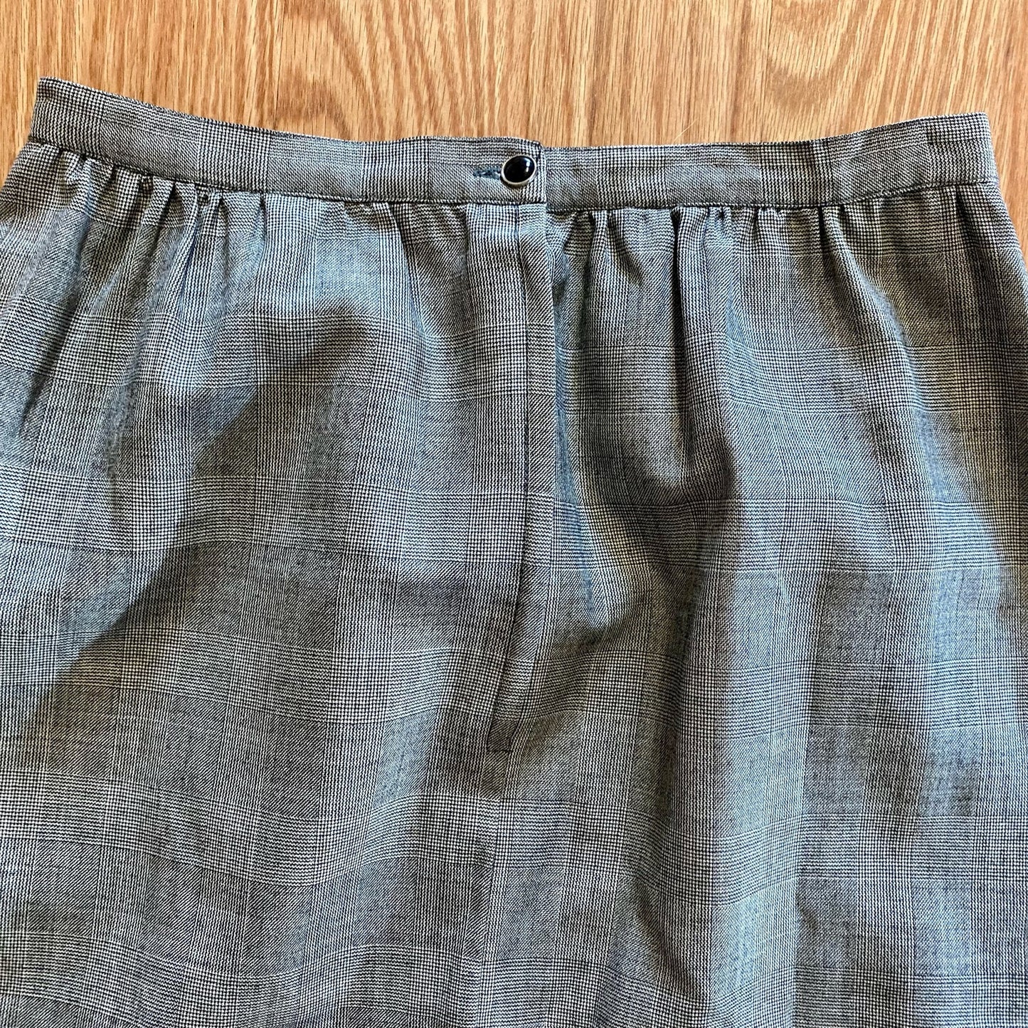 Emanuel Ungaro Parallele Gray Stripe Blazer Skirt Set Womens 6