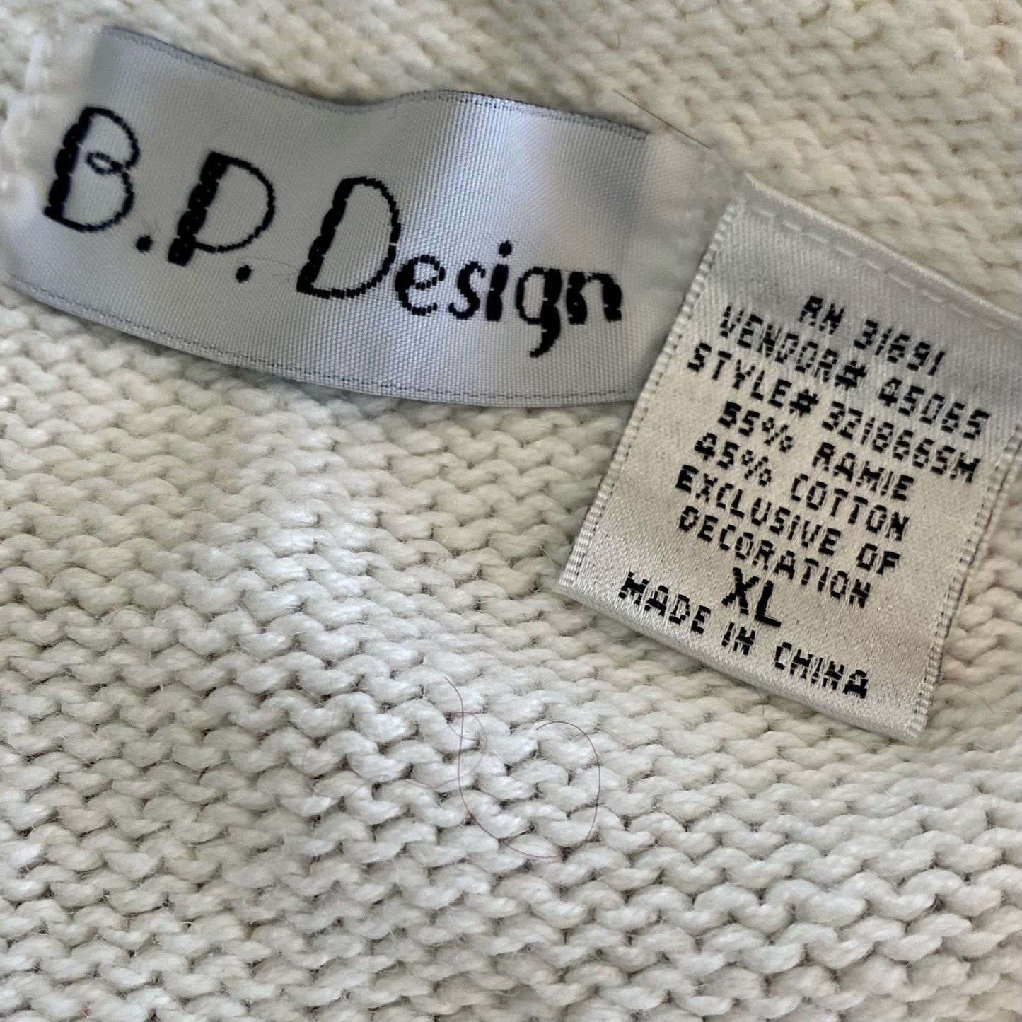 BP Design Vintage Ramie Knit Holly Berry White Sweater Cardigan Womens XLarge