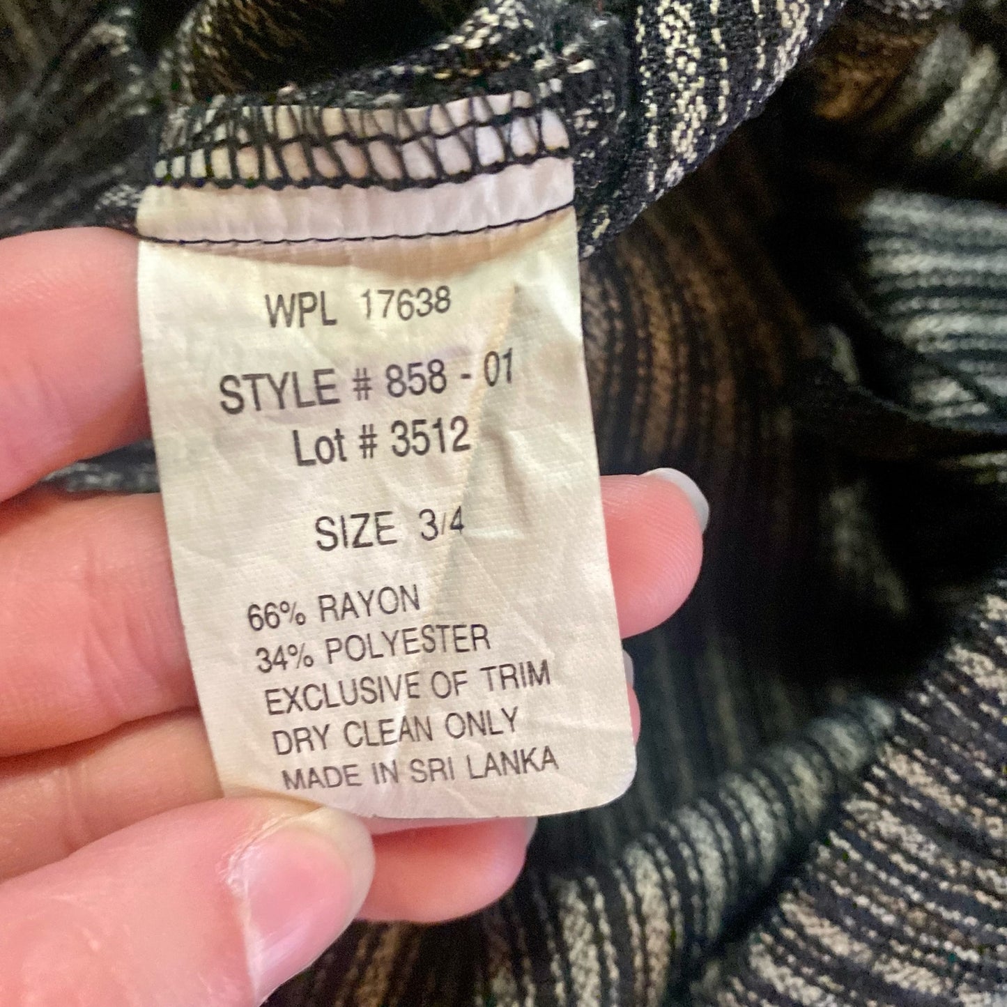 Kellwood Company Black Gray Striped Slim Pants Womens 4