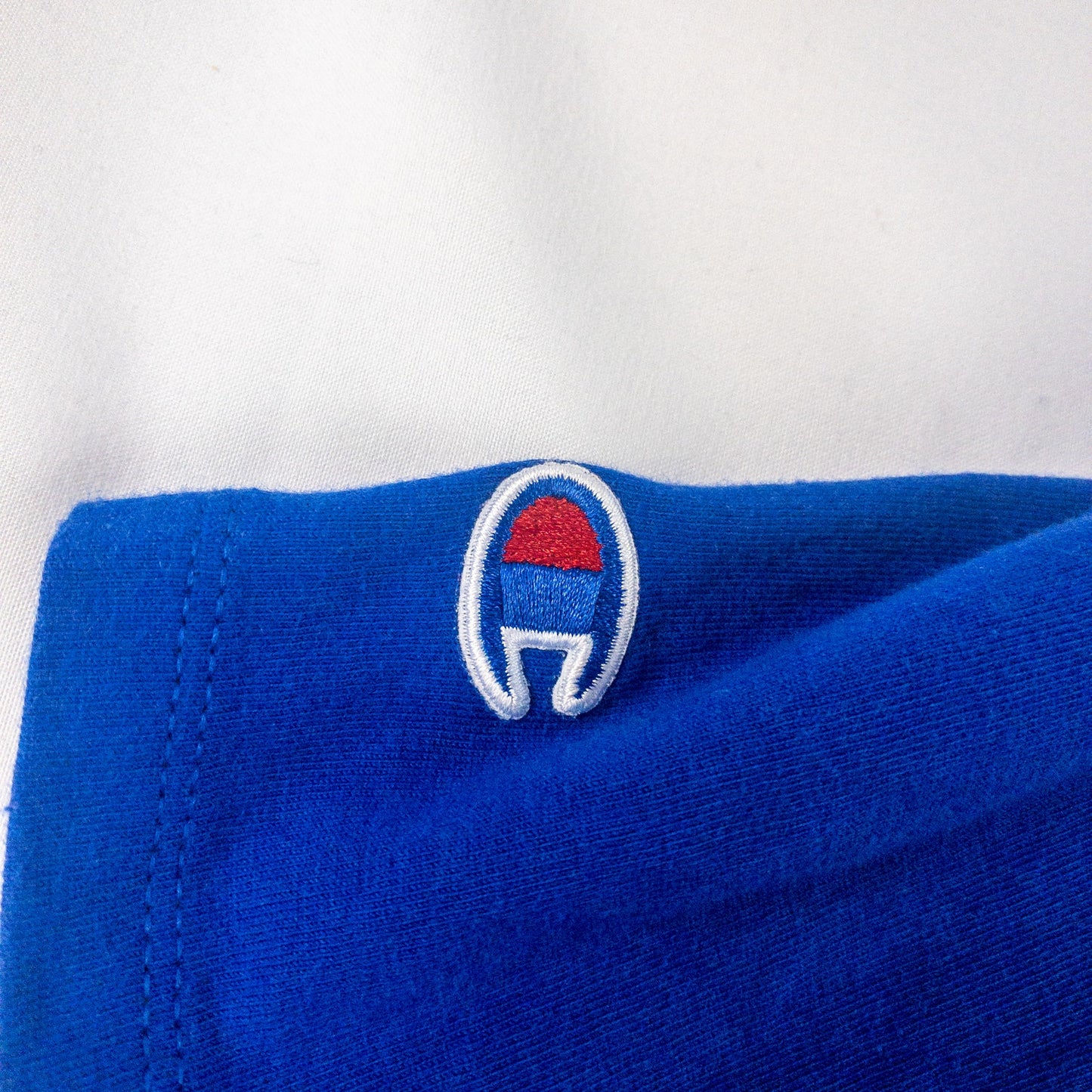 Champion Vintage Blue Casual Tee Shirt Top Mens Small / Medium