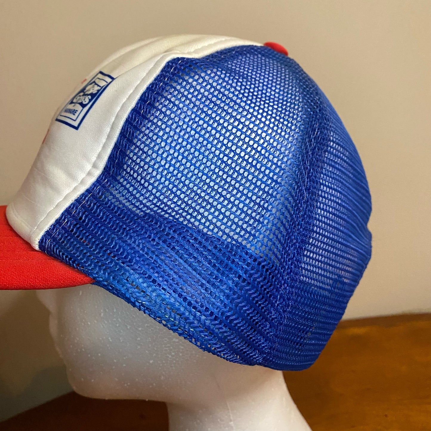 DA S&T Hardware Vintage White Trucker Hat Unisex Mens One Size