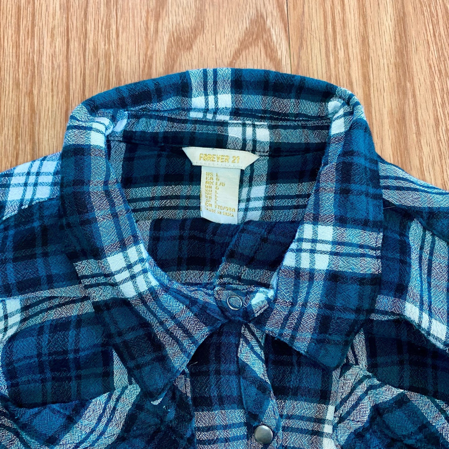 Forever 21 Teal Green Plaid Button-up Shirt Womens Large