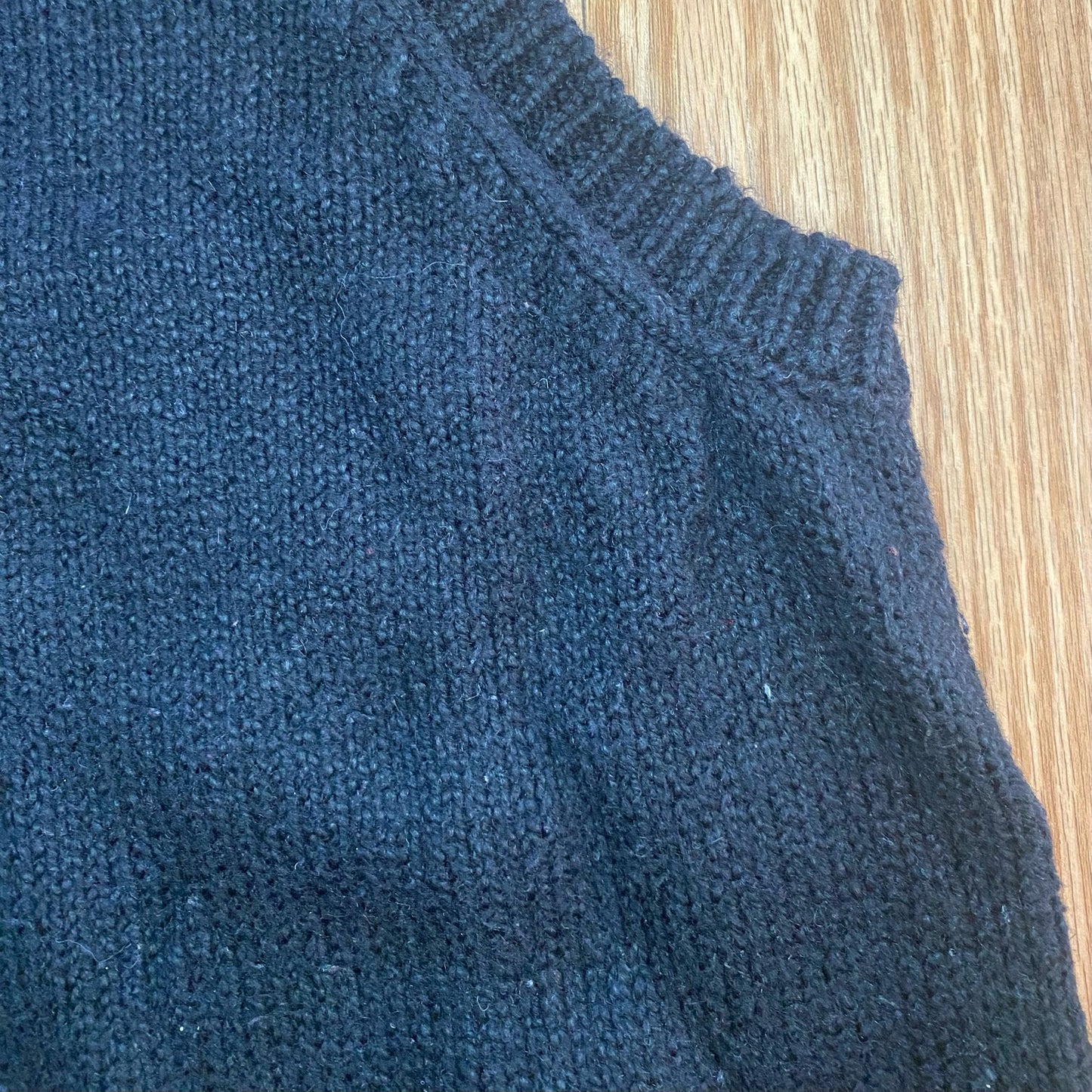Northern Isles Embroidered Holiday Wool Ramie Sweater Vest Womens XLarge