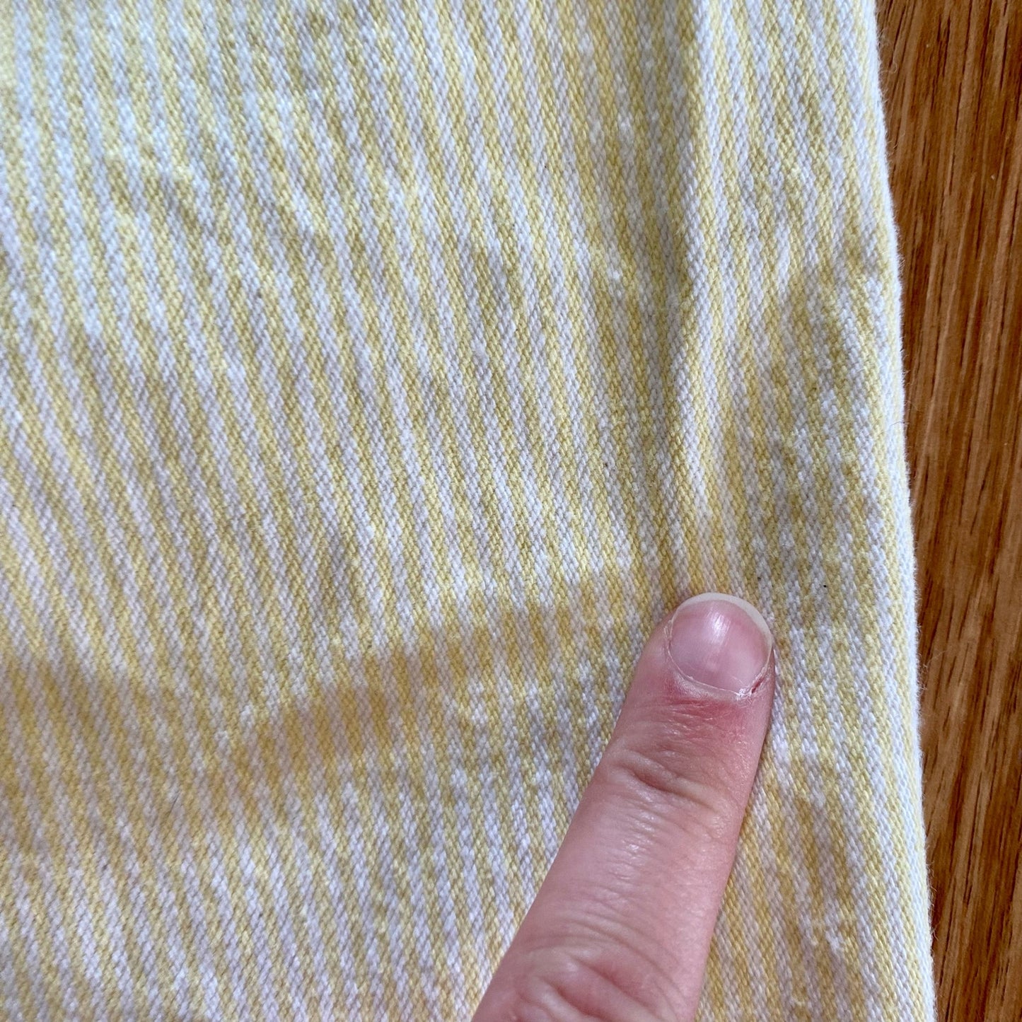 Chic Vintage 90s Yellow White Striped Long Baggy Shorts Womens 12