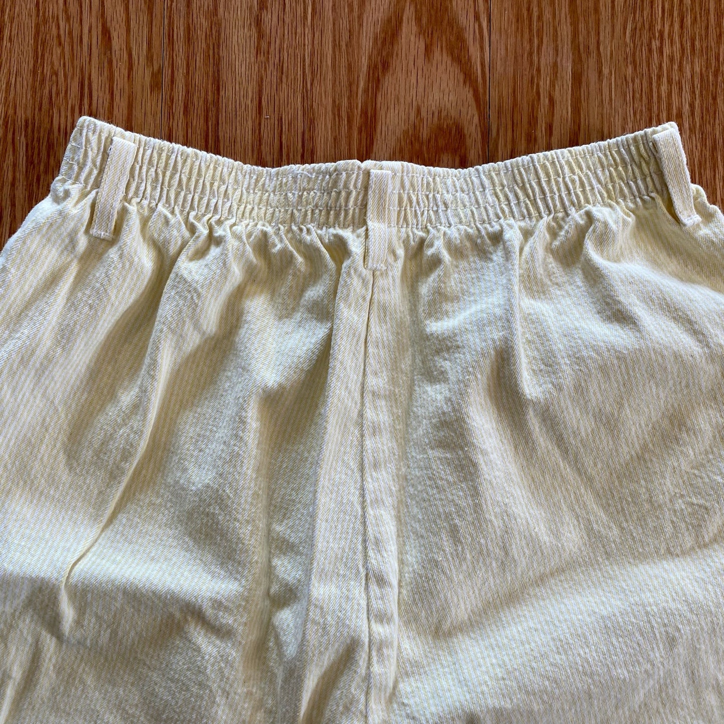 Chic Vintage 90s Yellow White Striped Long Baggy Shorts Womens 12