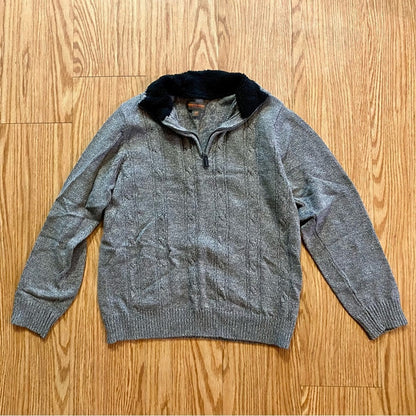 Northwest Territory Gray Cable Knit Fuzzy Pullover Sweater Mens Medium