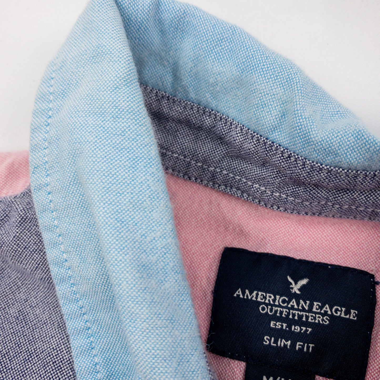 American Eagle Slim Fit Colorblock Pink Blue Button Shirt Mens Medium