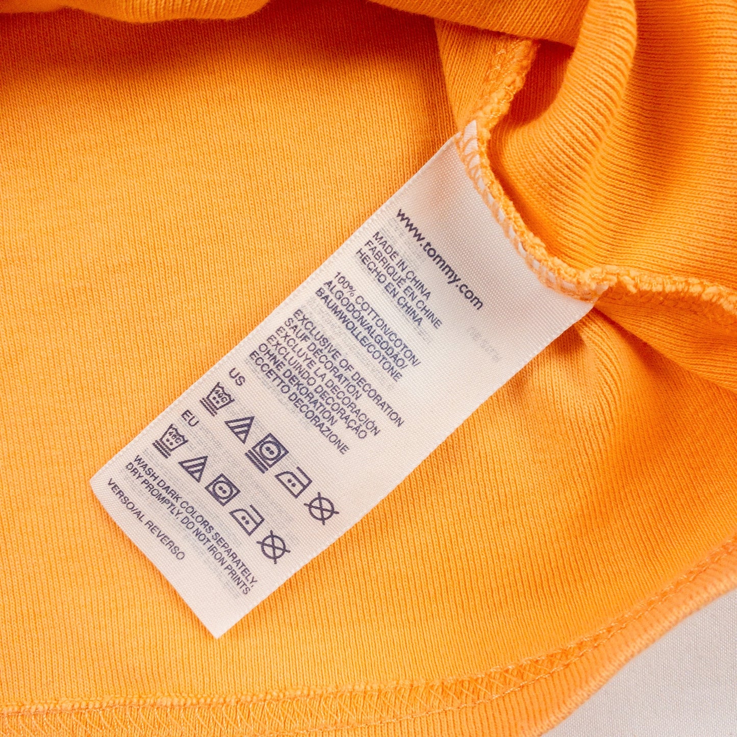 Tommy Hilfiger Orange Peach V Neck Tee Shirt Womens Medium