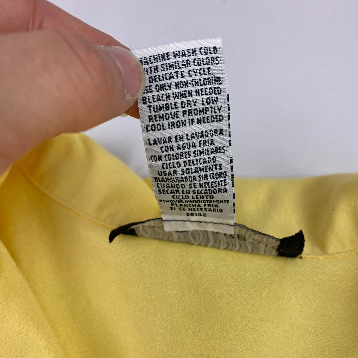 Sag Harbor Vintage Yellow Button Front Blouse Womens Small