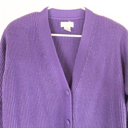 Vintage Yarnworks purple chunky knit cardigan with button front and two pockets hanging on hanger image 2