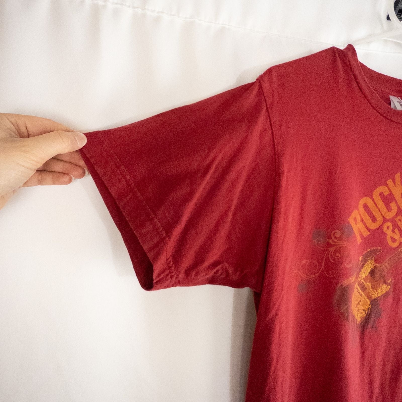 Red Anvil Rock & Reef Christian Rock Concert Tour graphic t-shirt with guitar print, medium size tag visible. image 5