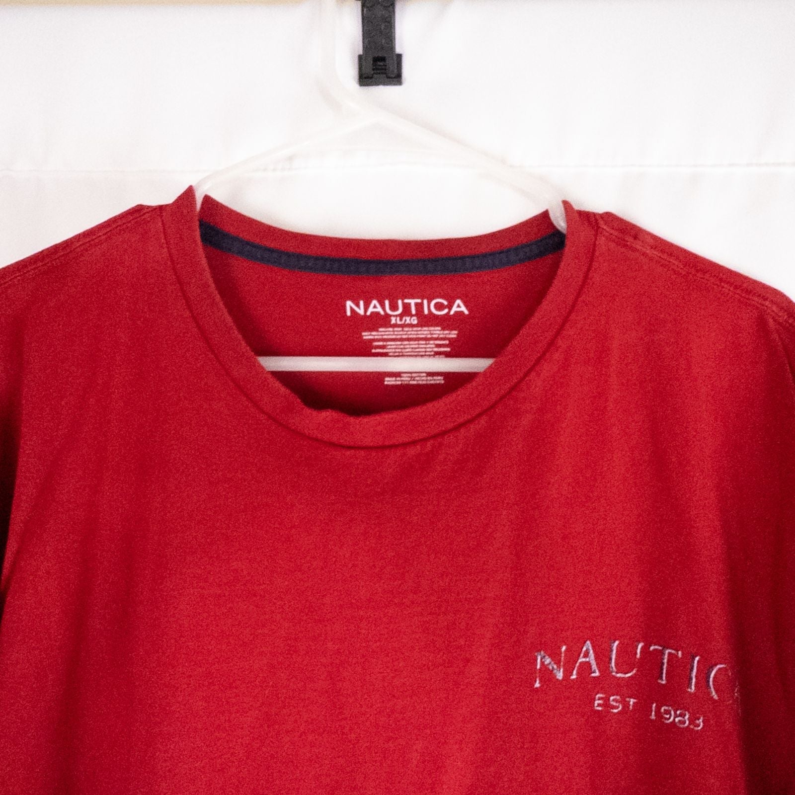 Nautica red vintage graphic print tee shirt mens xlarge with short sleeves front and back view image 2