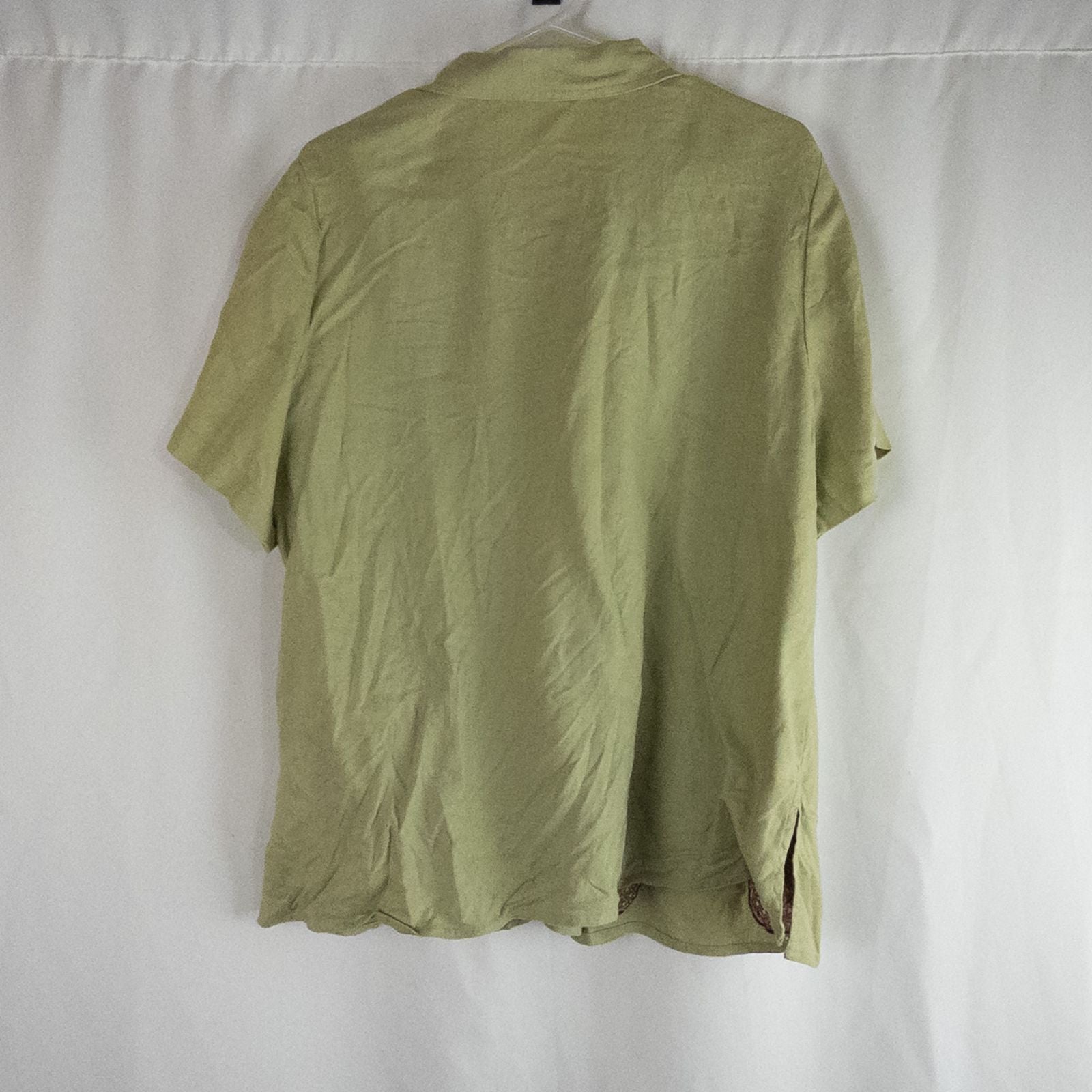 Vintage beaded pineapple linen short sleeve shirt in muted green with wooden buttons and detailed beadwork on pineapples image 10