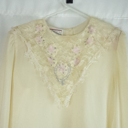 Synergy vintage ivory floral lace sheer blouse with long sleeves and embroidered lace bib front image 2