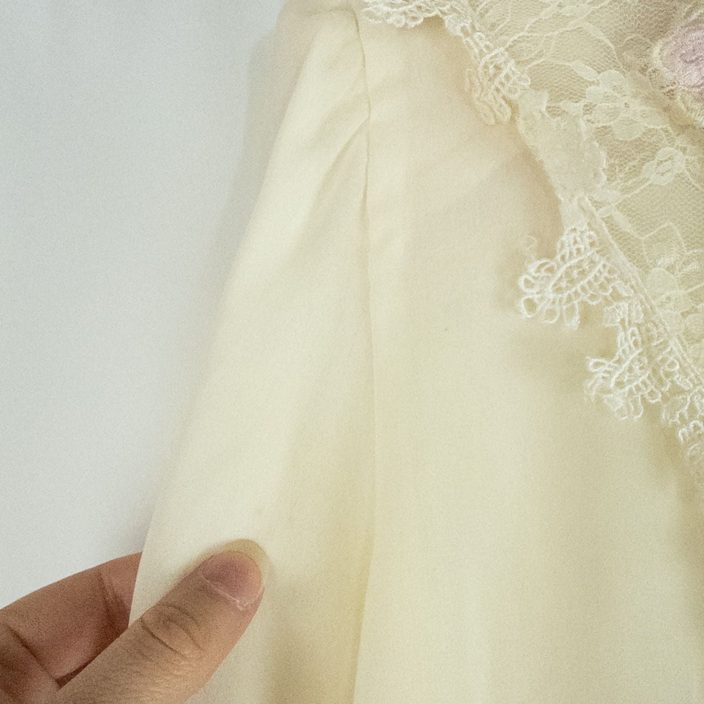 Synergy vintage ivory floral lace sheer blouse with long sleeves and embroidered lace bib front image 7