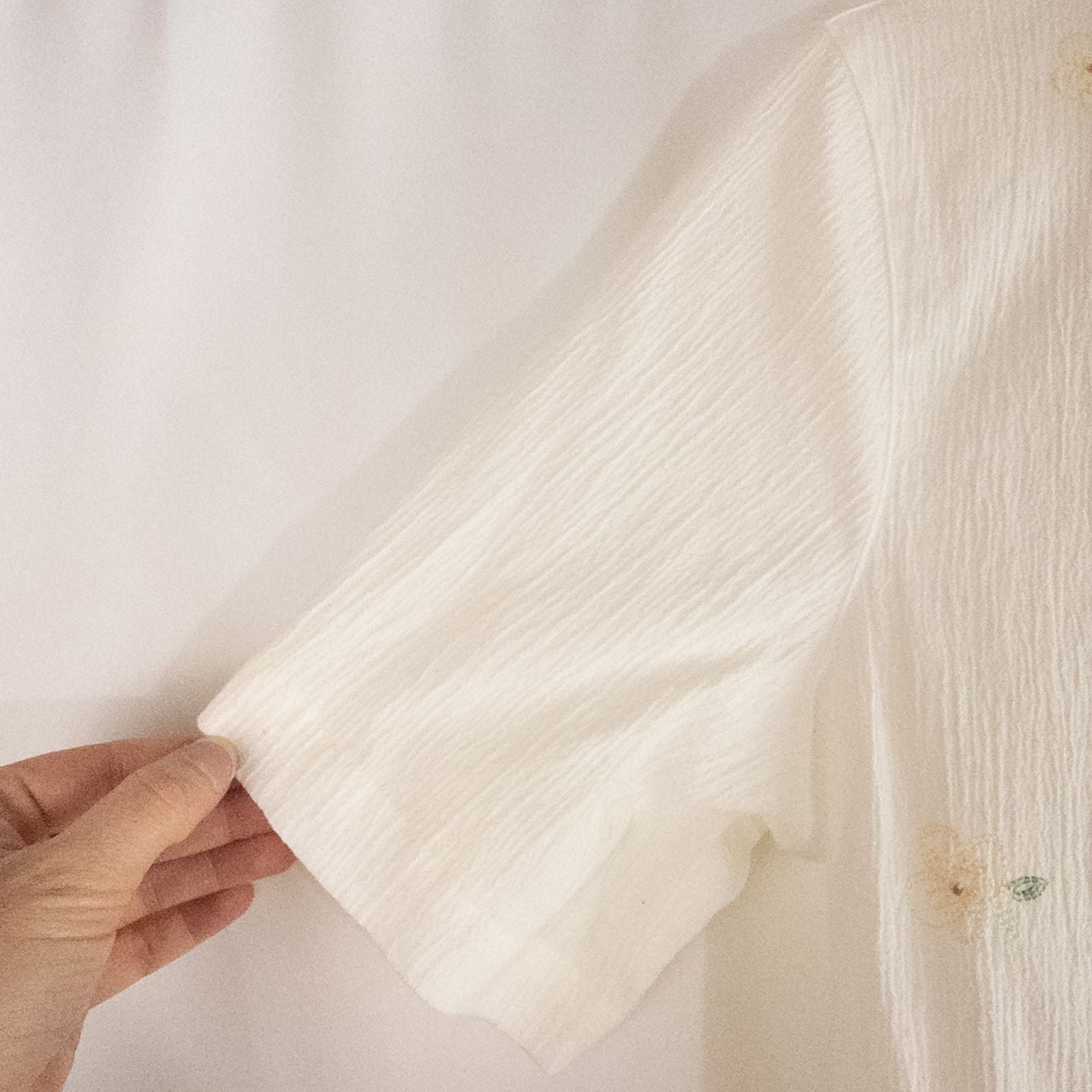 Alfred Dunner vintage white beaded floral shirt with short sleeves and button front closure image 3