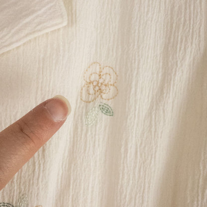 Alfred Dunner vintage white beaded floral shirt with short sleeves and button front closure image 7