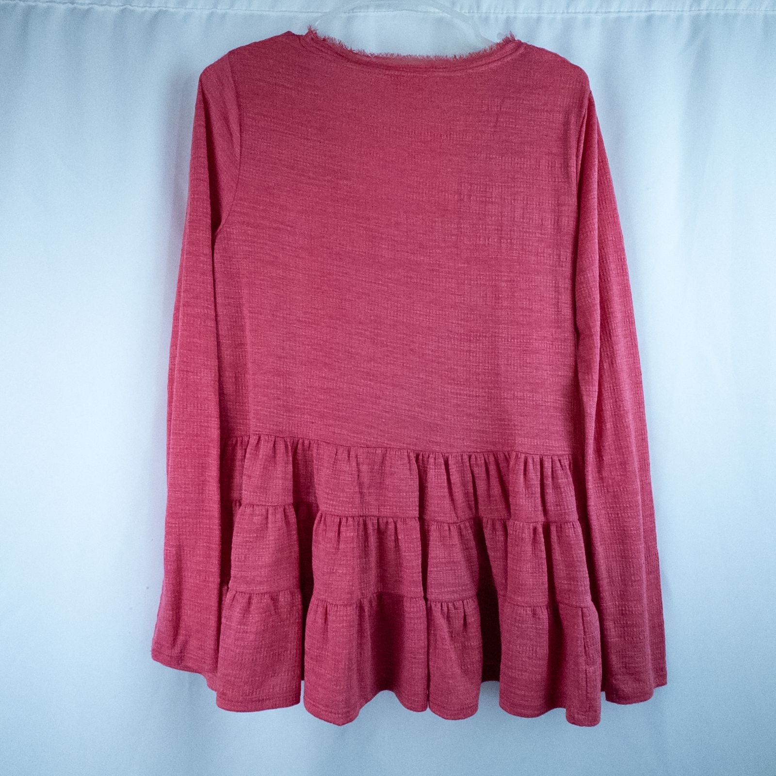 Anthropologie Deletta pink tiered ruffle long sleeve top with v-neckline and textured knit fabric image 5
