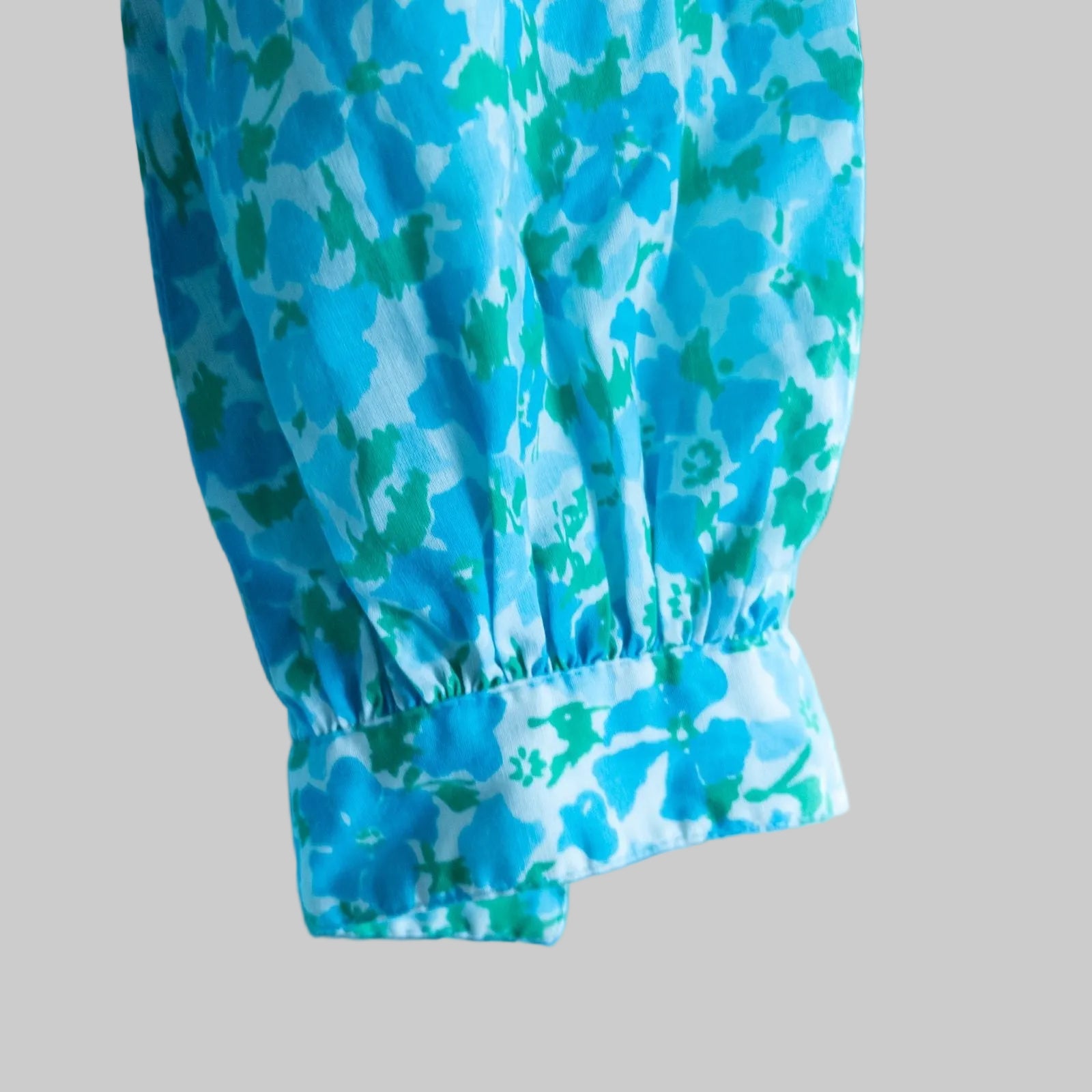 Vintage 1950s Tanner blue green floral long sleeve shirt dress with button front and collared neckline image 5