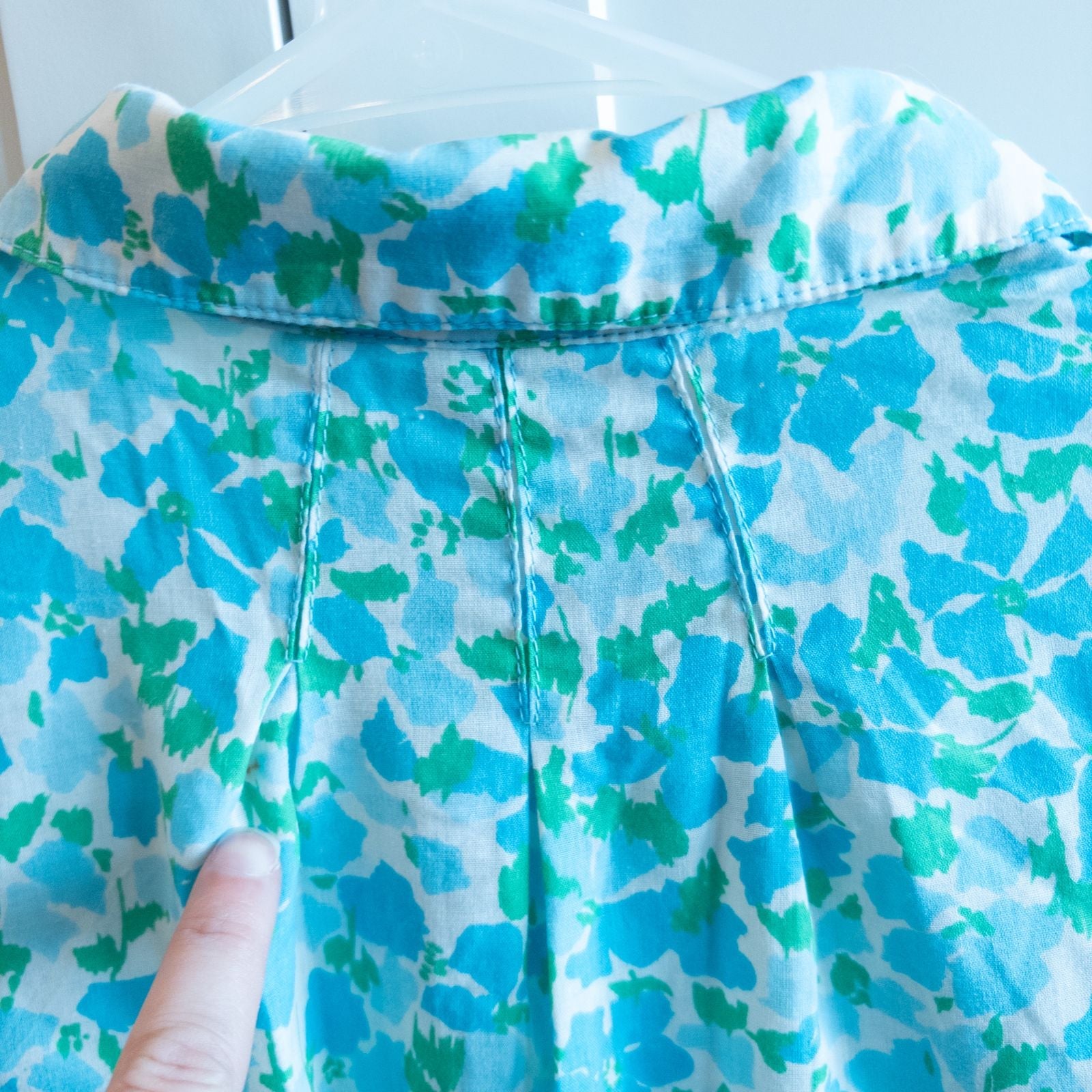 Vintage 1950s Tanner blue green floral long sleeve shirt dress with button front and collared neckline image 10